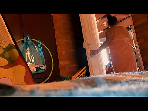 ❤️ Min onkel følger mig ind i brusebadet, han knepper mig, mens jeg tager et brusebad. Super porno at da.mouthporn.ru